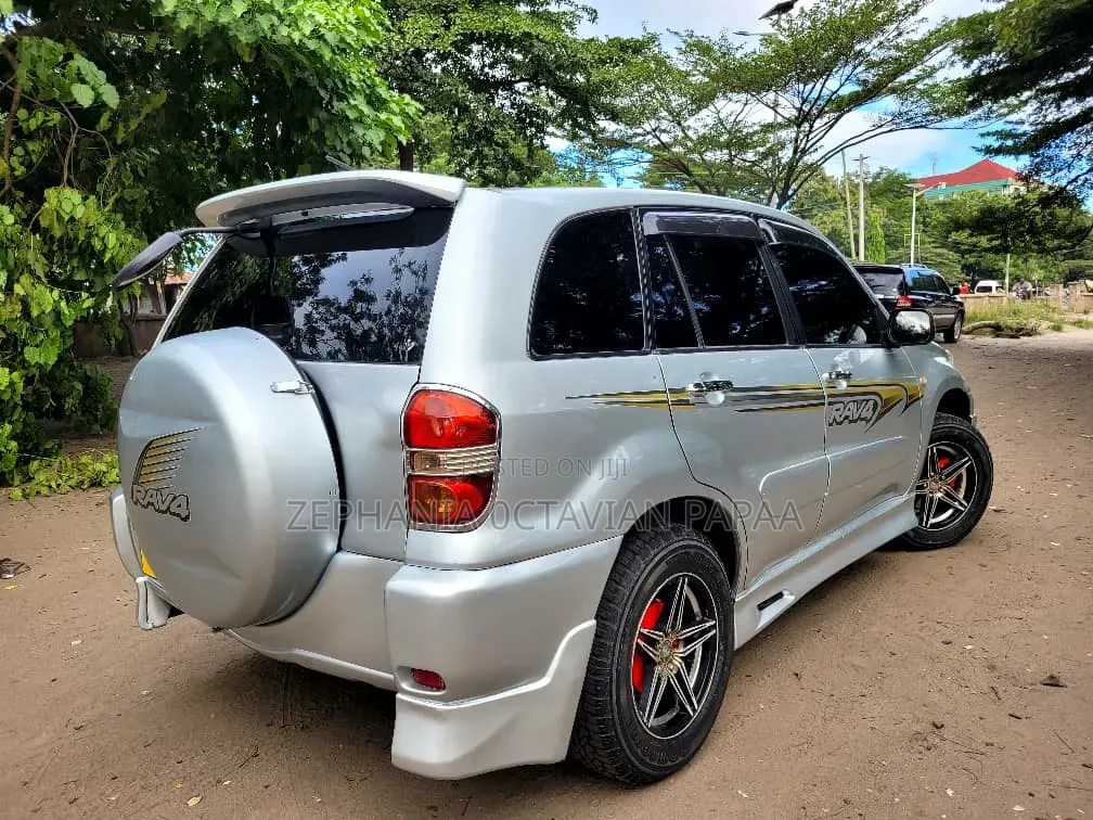 Toyota RAV4 2004 Silver