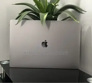 Laptop Apple MacBook Pro 2018 32GB Intel Core i7 SSD 512GB