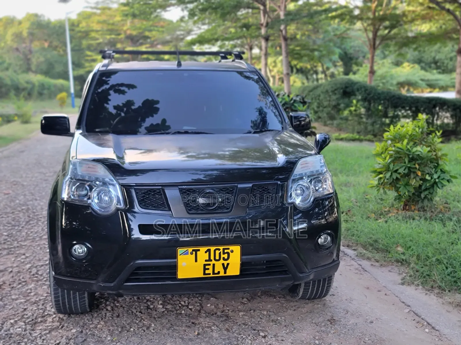 Nissan X-Trail 2.0 Petrol XE 2012 Black