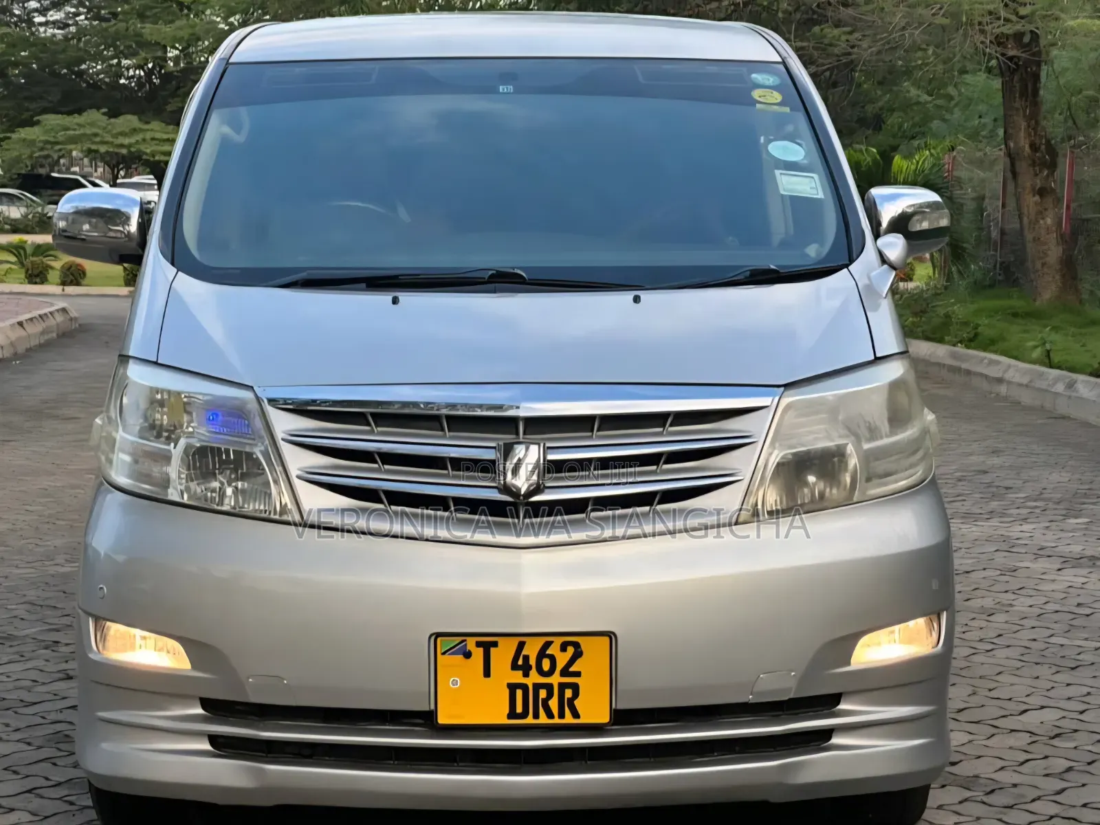 Toyota Alphard 2006 Silver