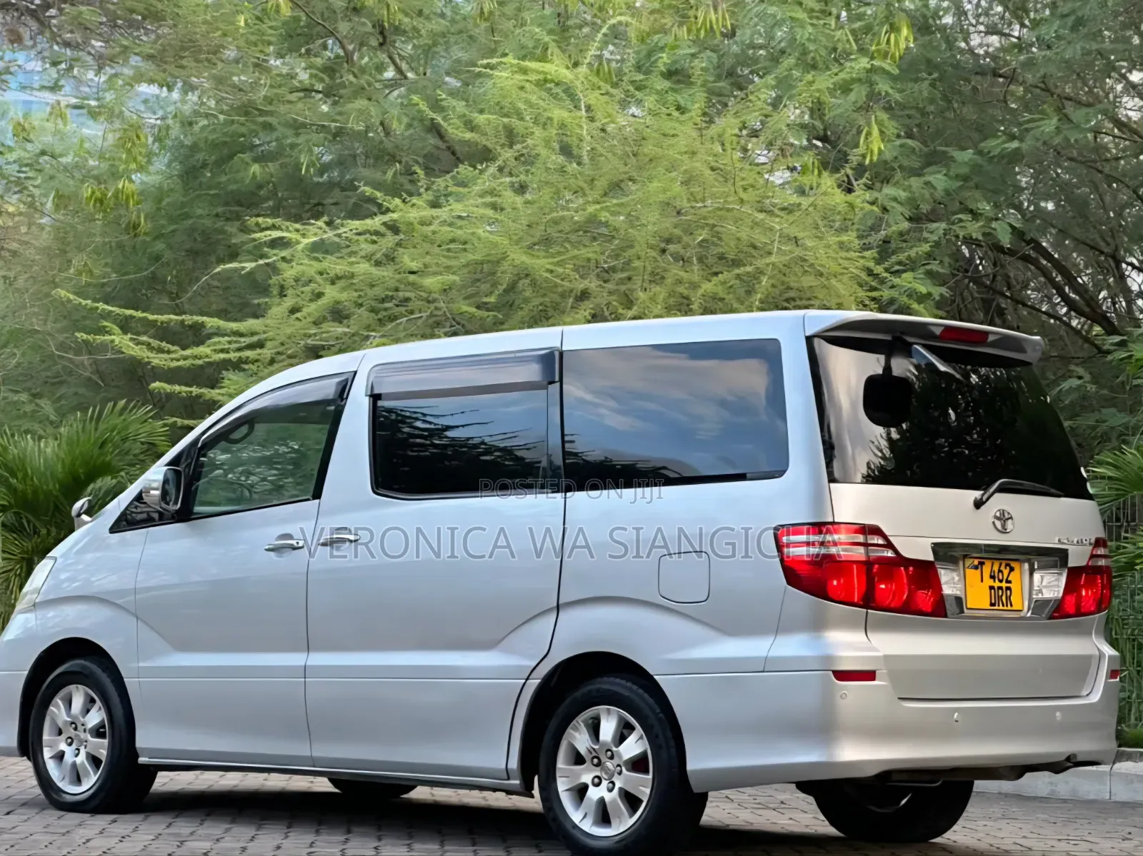 Toyota Alphard 2006 Silver
