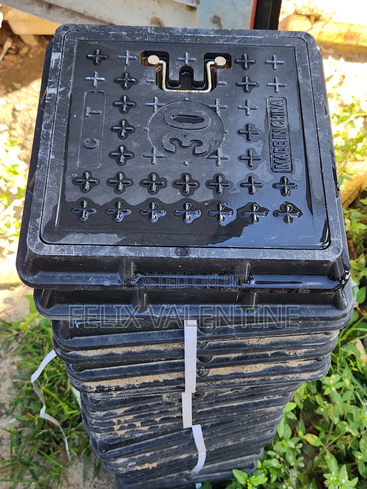 Mifuniko Ya Chemba (Manhole Covers) Fibers