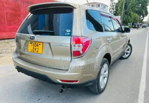Subaru Forester 2009 Gold