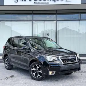 Subaru Forester 2015 Black