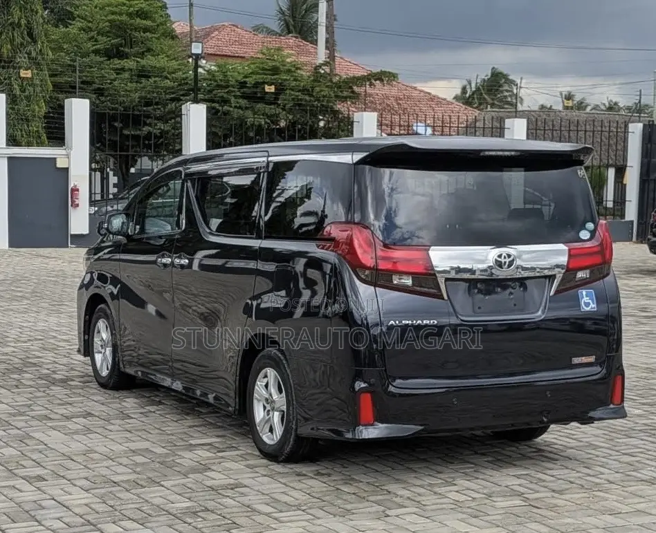 Toyota Alphard 2015 Black