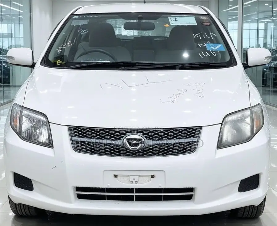 Toyota Corolla Fielder 2008 White