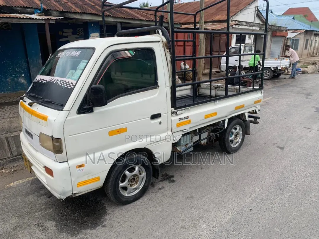 Suzuki Carry 4wd Gari Kali Sana Imekamilika Kila Idara Amini Hitojutia