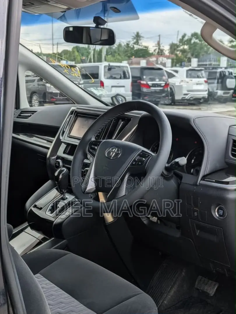 Toyota Alphard 2015 Black