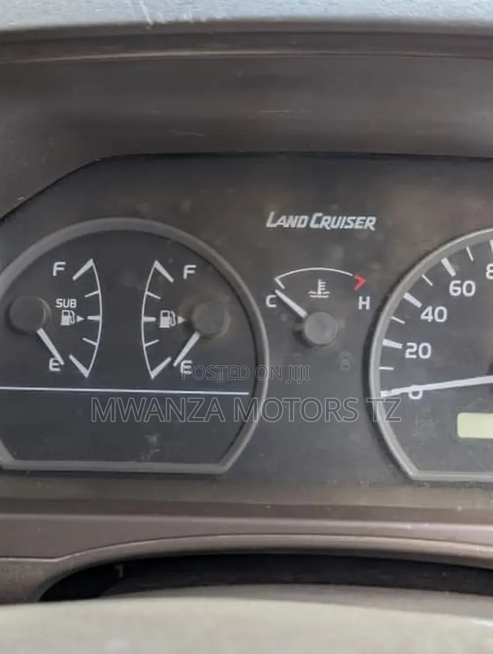 Toyota Land Cruiser 2009 Gold