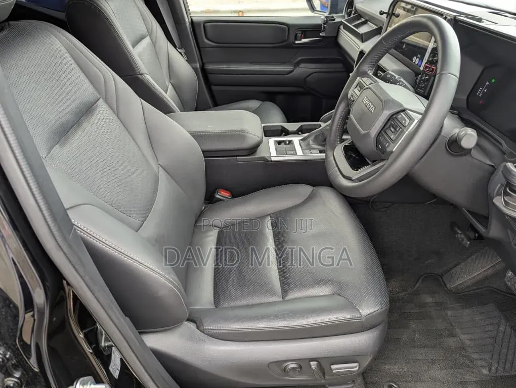 New Toyota Land Cruiser 2025 Black