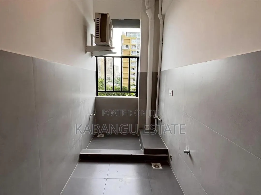 3bdrm Apartment in Upanga for rent