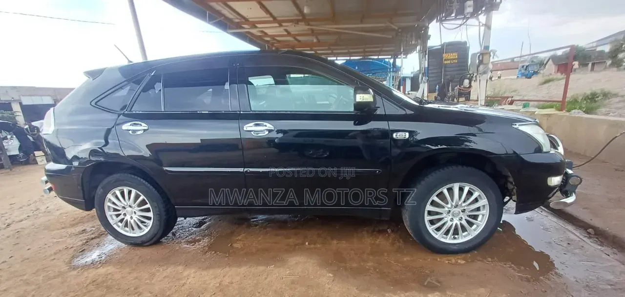 Toyota Harrier 2005 Black
