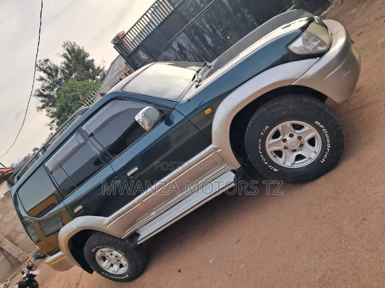 Toyota Land Cruiser Prado 1999 Gray