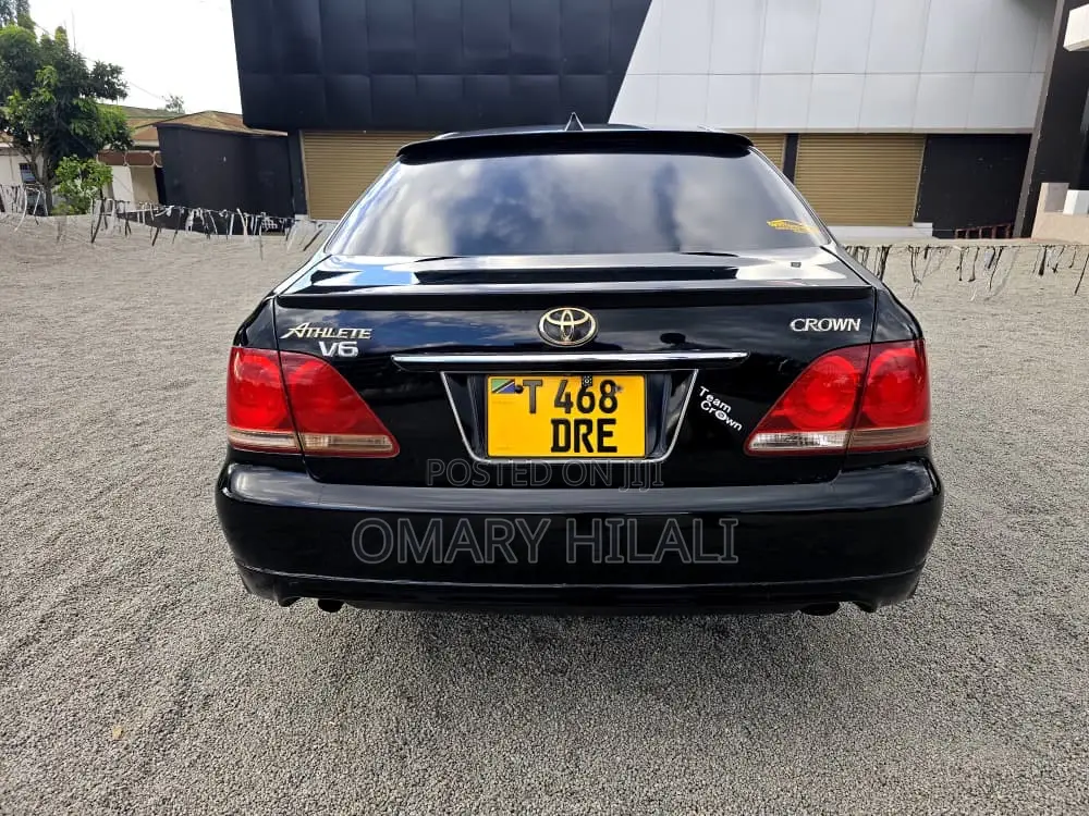 Toyota Crown 2006 Black