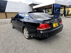 Toyota Crown 2006 Black