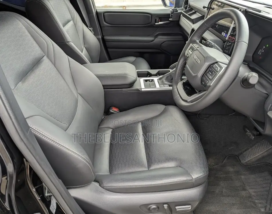 New Toyota Land Cruiser Prado 2025 Black