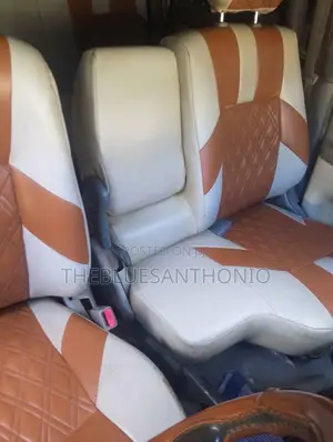 Toyota Land Cruiser 2005 White