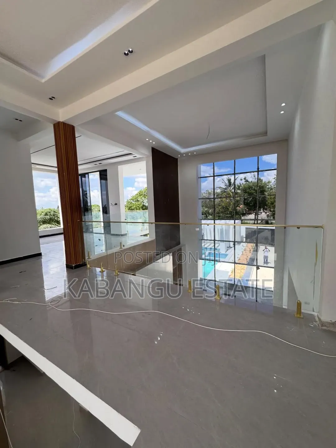 4bdrm Mansion in Goba for sale