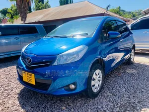 Toyota Vitz 2011 Blue