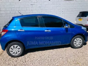 Toyota Vitz 2011 Blue