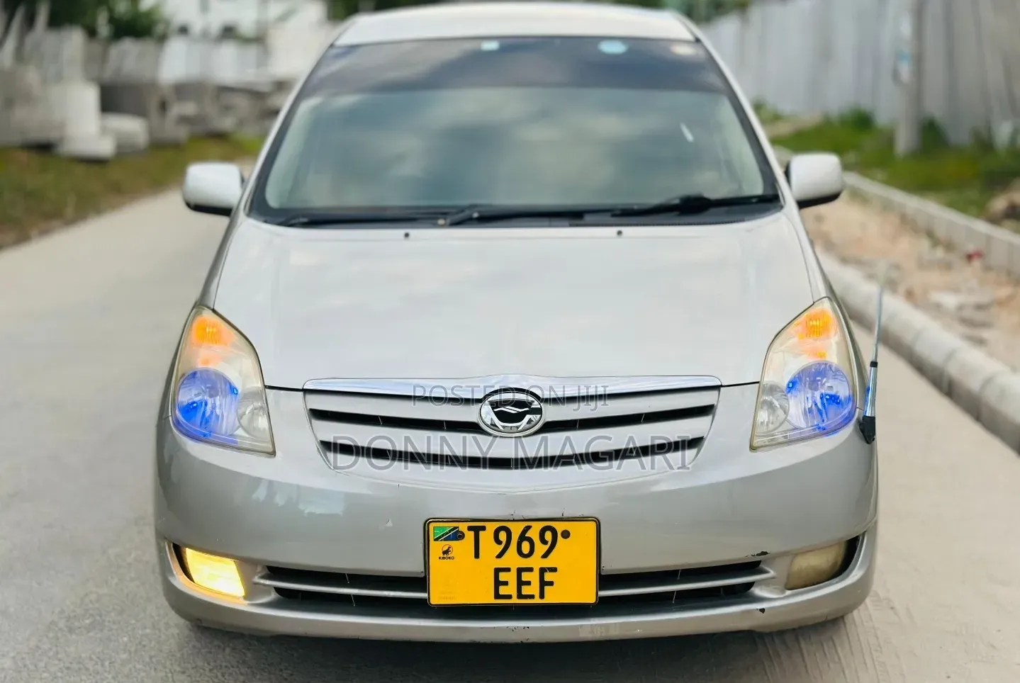 Toyota Corolla Spacio 2004 Gold