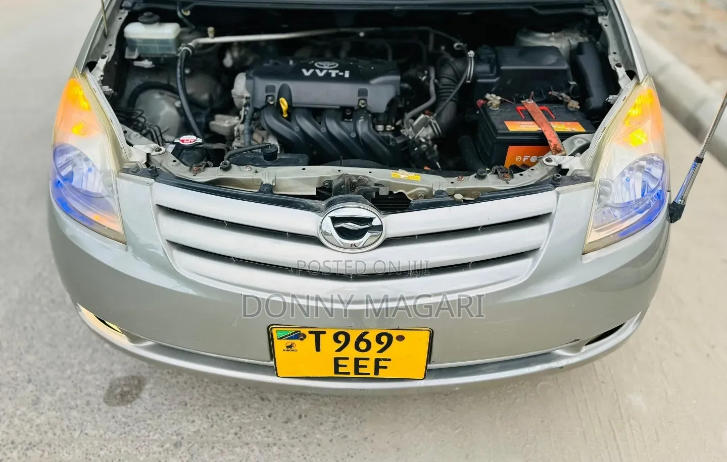 Toyota Corolla Spacio 2004 Gold
