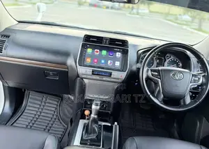 Toyota Land Cruiser Prado 2022 White