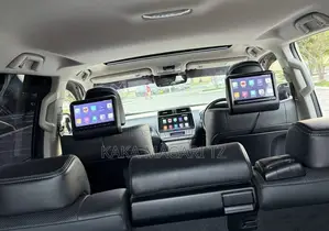 Toyota Land Cruiser Prado 2022 White