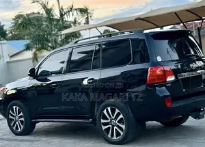 Toyota Land Cruiser 2009 Black