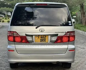 Toyota Alphard 2005 Silver