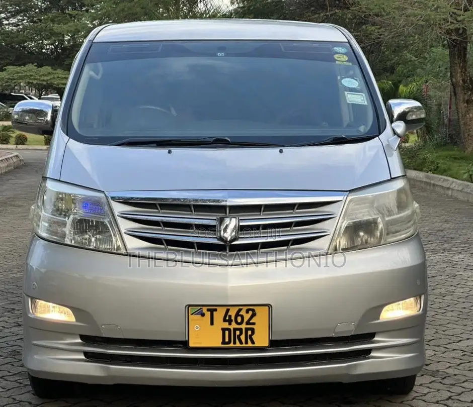 Toyota Alphard 2005 Silver