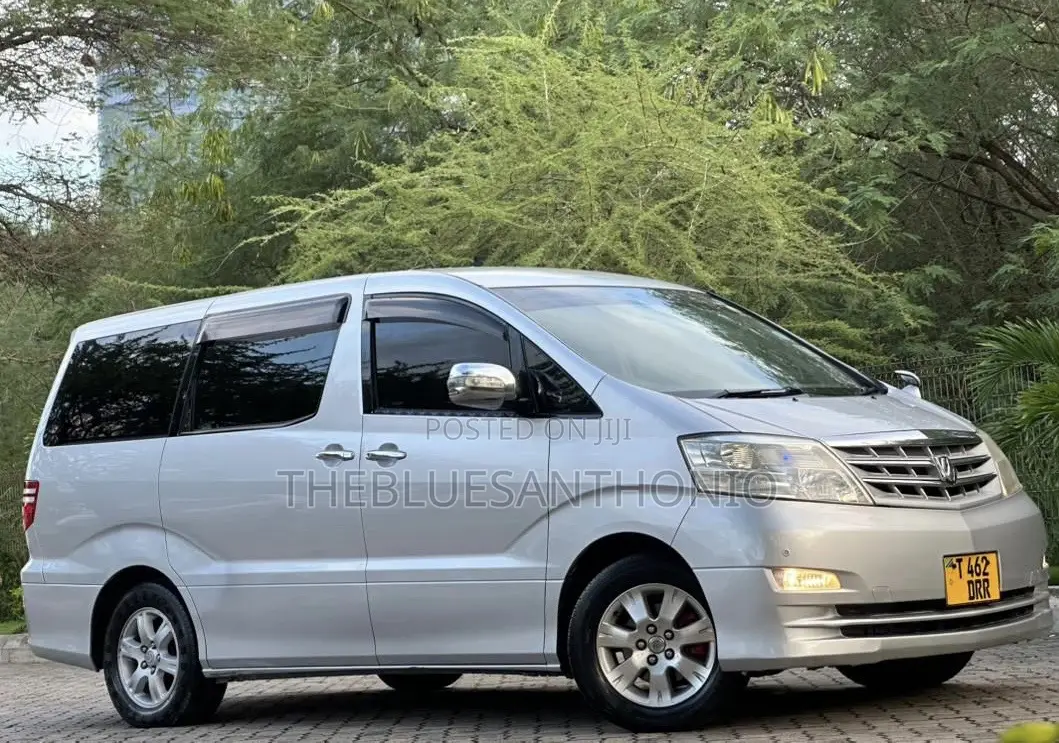 Toyota Alphard 2005 Silver
