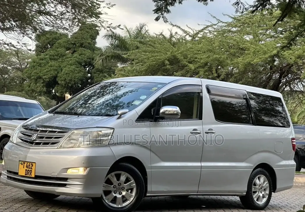Toyota Alphard 2005 Silver