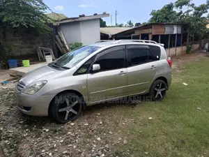 Toyota Corolla Spacio 2005 Gray