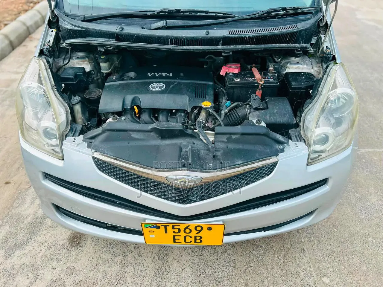 Toyota Ractis 1.5 AWD 2006 Silver