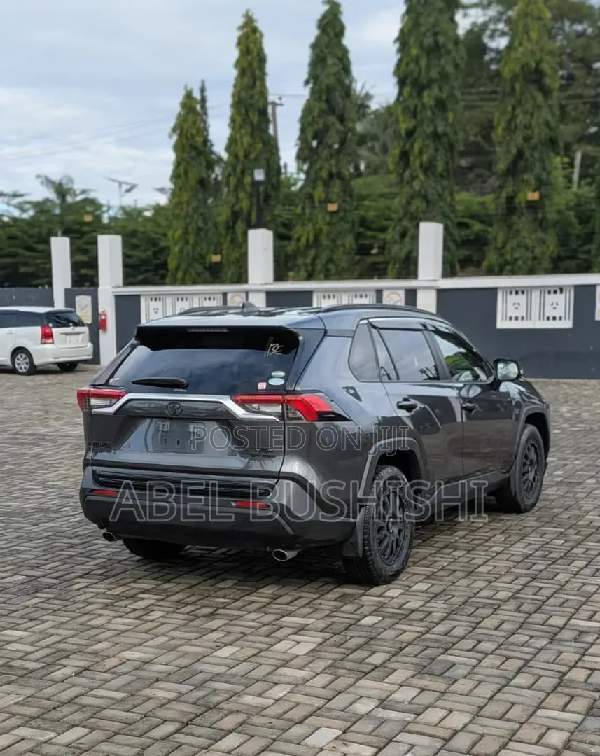 Toyota Harrier Turbo Progress 2017 Black