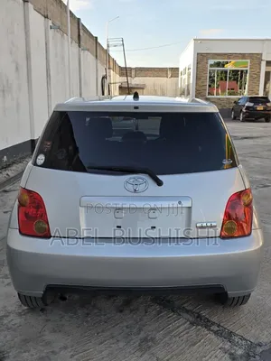 Toyota IST 2007 Silver