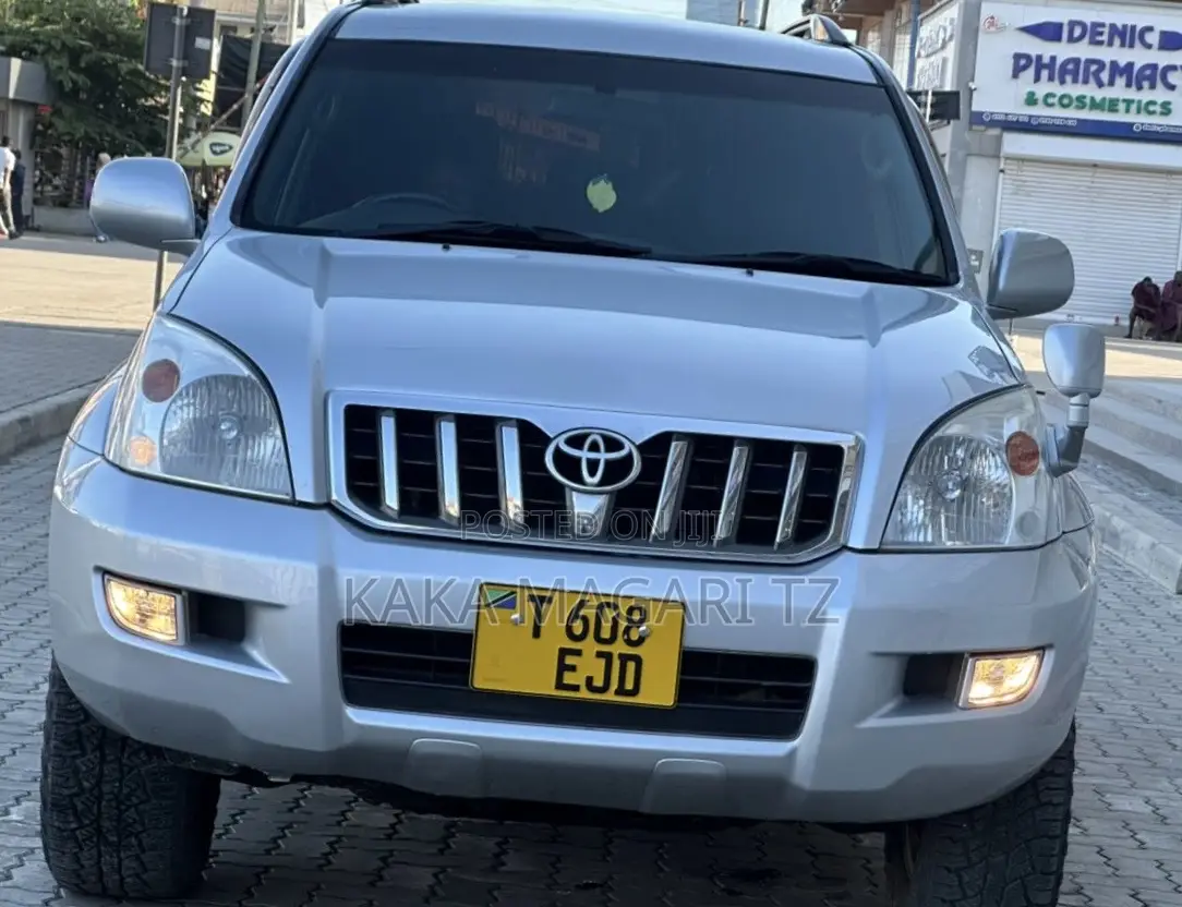 Toyota Land Cruiser Prado 2007 Silver