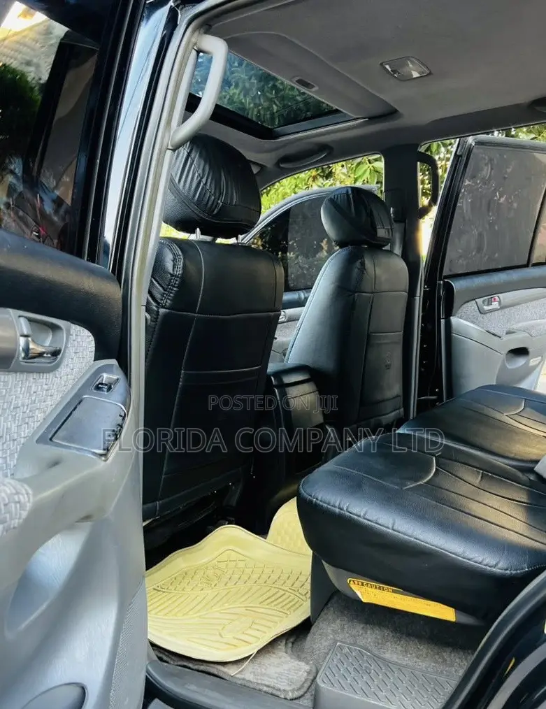 Toyota Land Cruiser Prado 2005 Black
