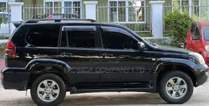 Toyota Land Cruiser Prado 2005 Black