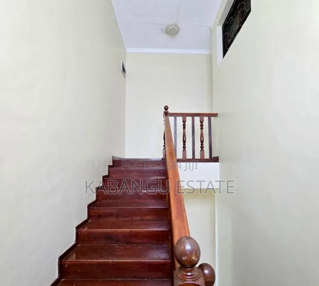 Furnished 3bdrm Villa in Masaki for rent