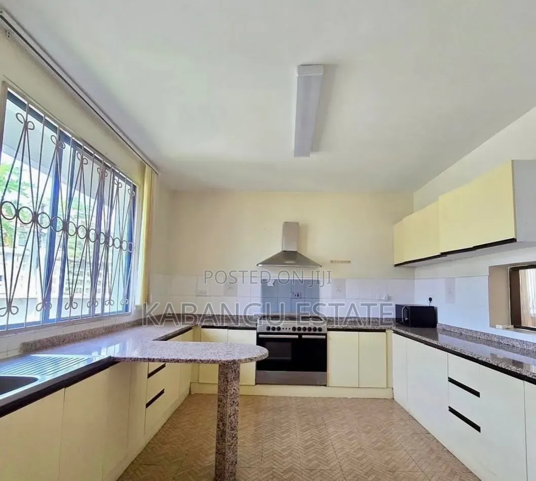 Furnished 3bdrm Villa in Masaki for rent