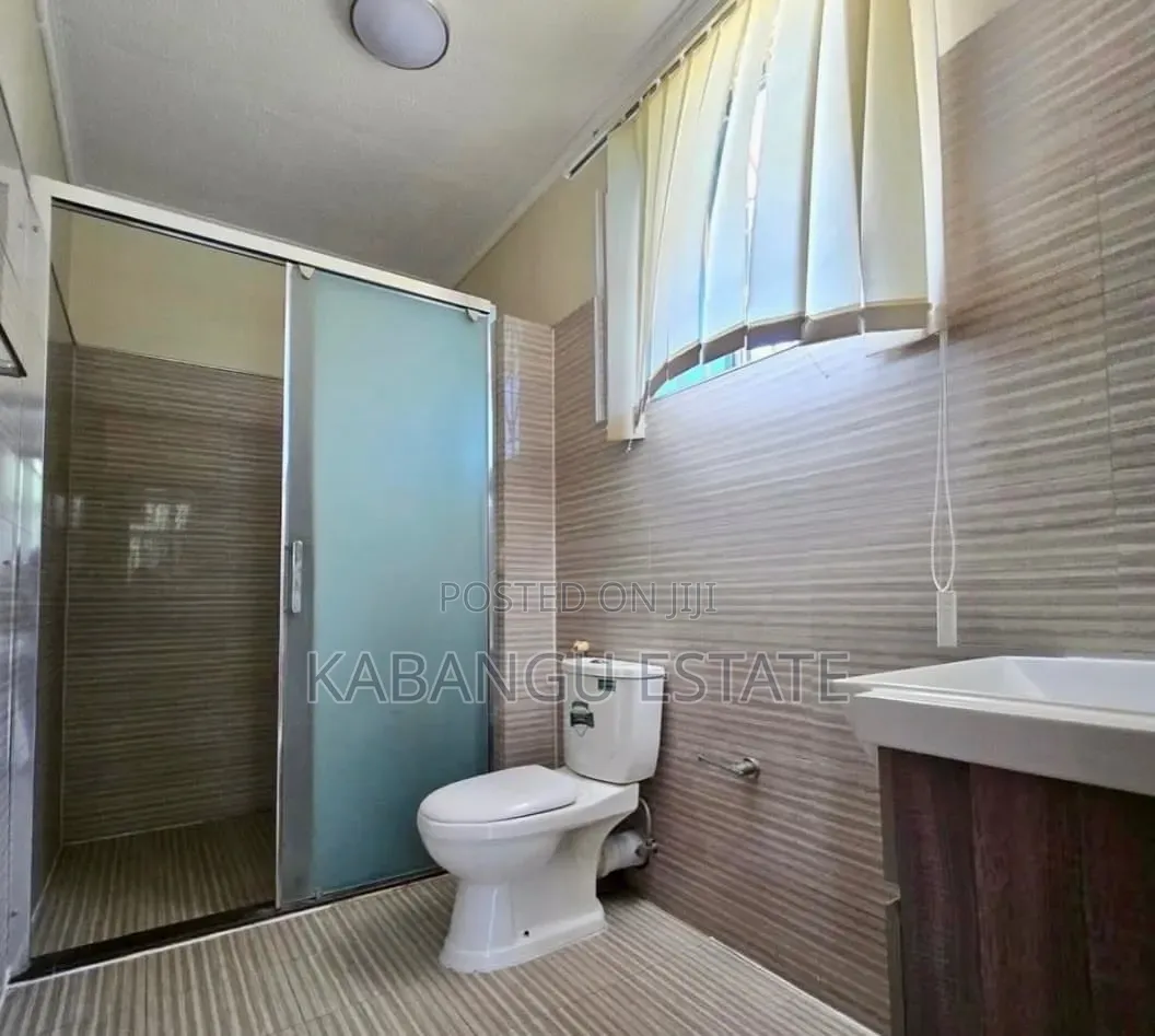 Furnished 3bdrm Villa in Masaki for rent