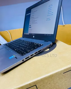 Laptop HP EliteBook 840 G2 8GB Intel Core i5 HDD 500GB