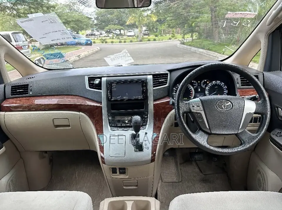Toyota Alphard 2008 White