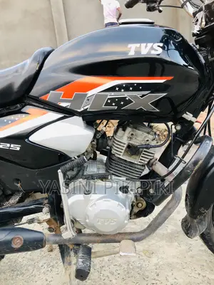 TVS HLX 125 2025 Black