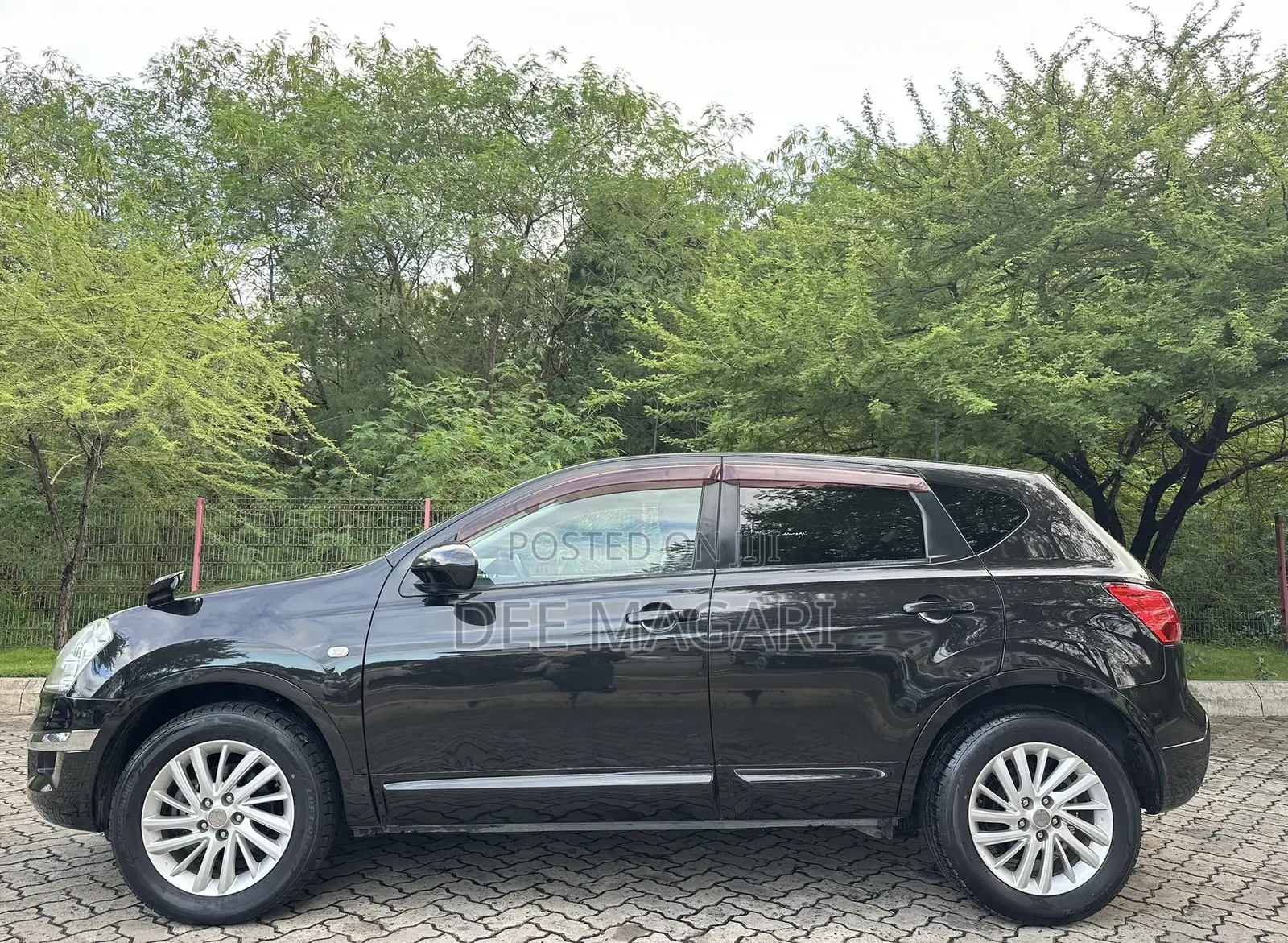 Nissan Dualis 2009 Black