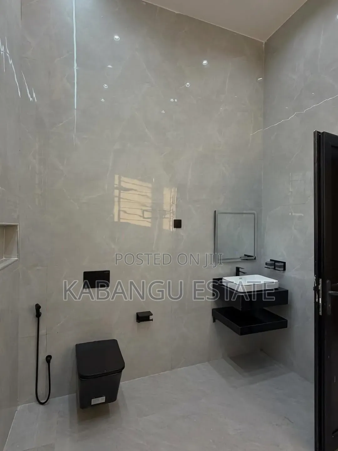 4bdrm Bungalow in Goba Lastanza for sale