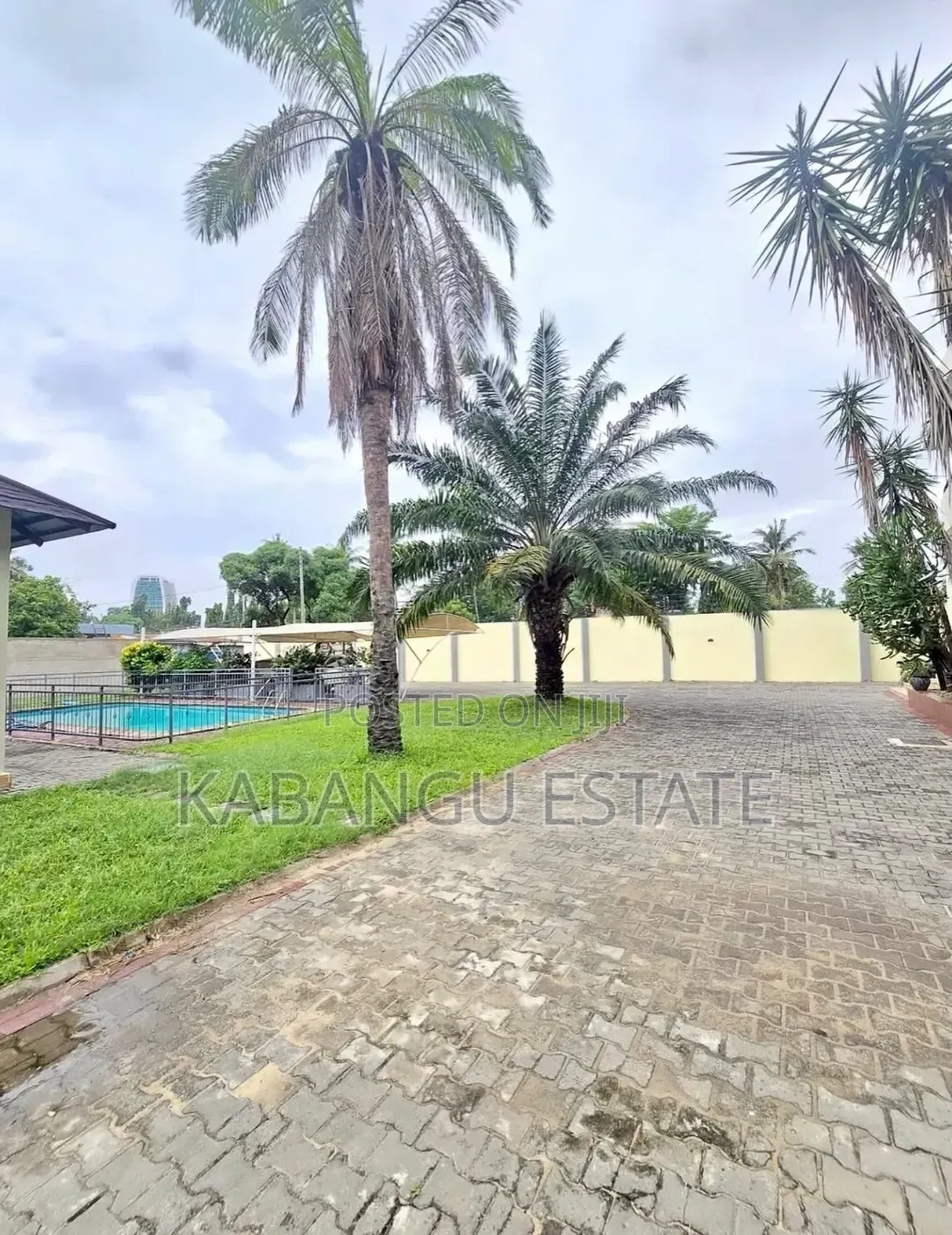 Furnished 4bdrm Villa in Mikocheni for rent