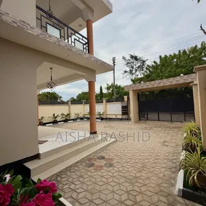 4bdrm House in Goba for rent